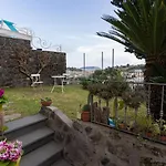 Casa Con Vista A *