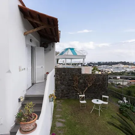 Casa Con Vista A * Ischia