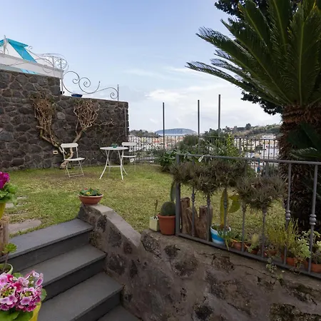Casa Con Vista A *